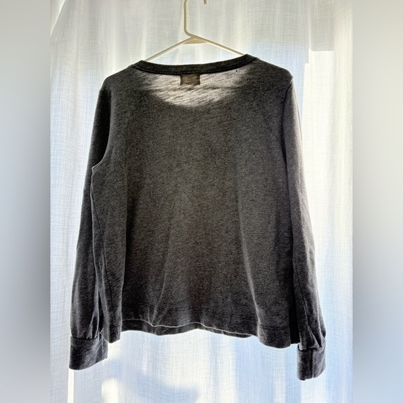 t. la Anthropologie Gray Sweatshirt w/ Black Velvet Flower Detail, Size Small - Picture 4 of 4